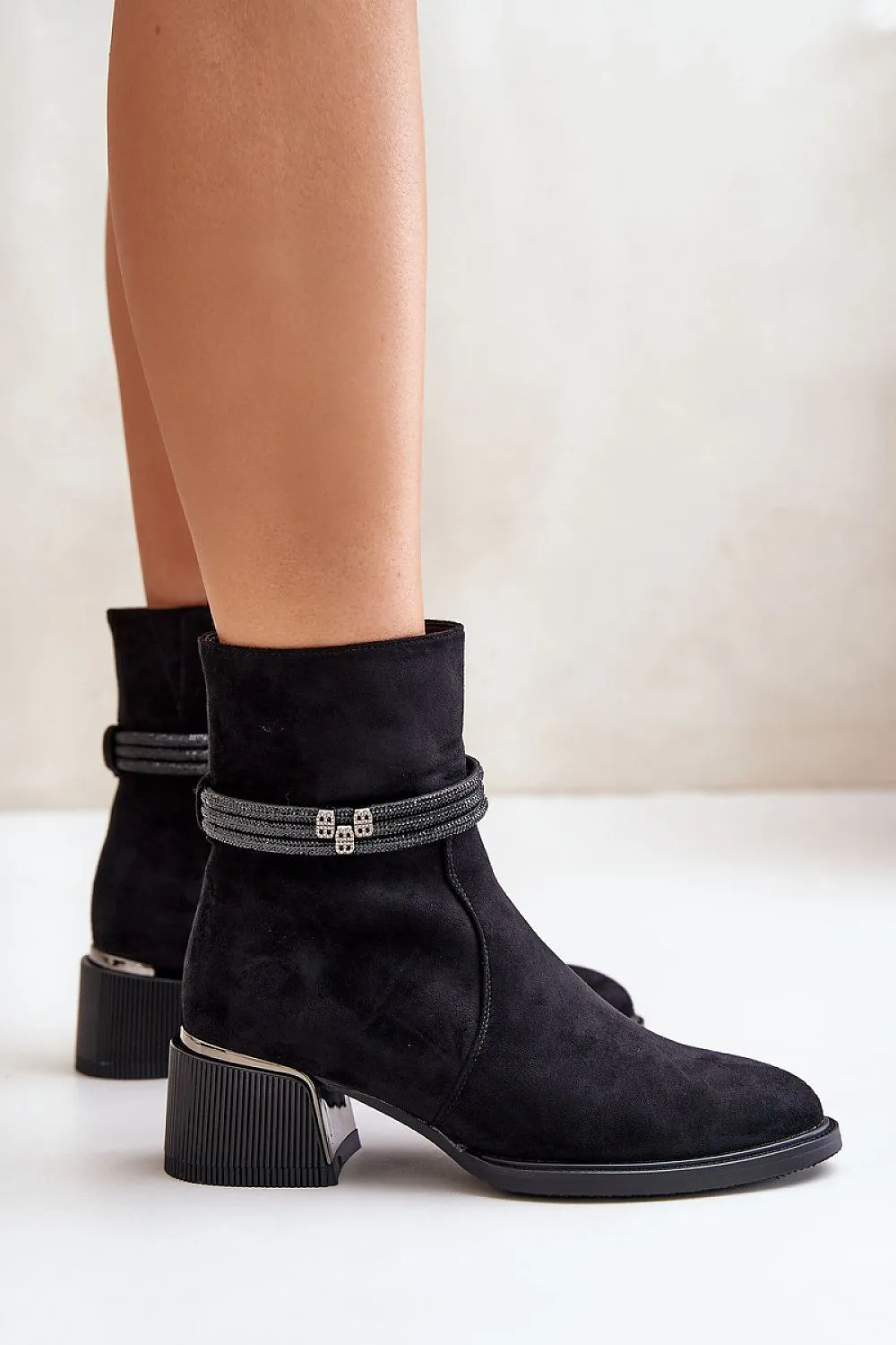 Heel boots