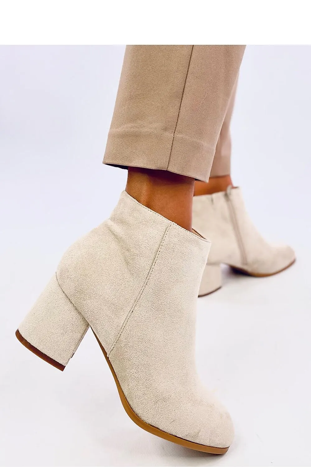 Heel boots