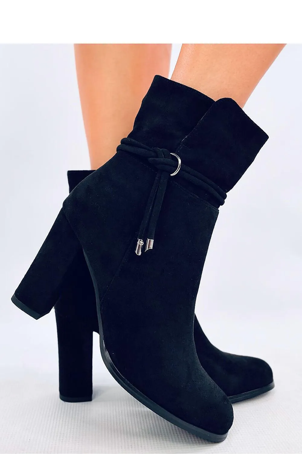 Heel boots