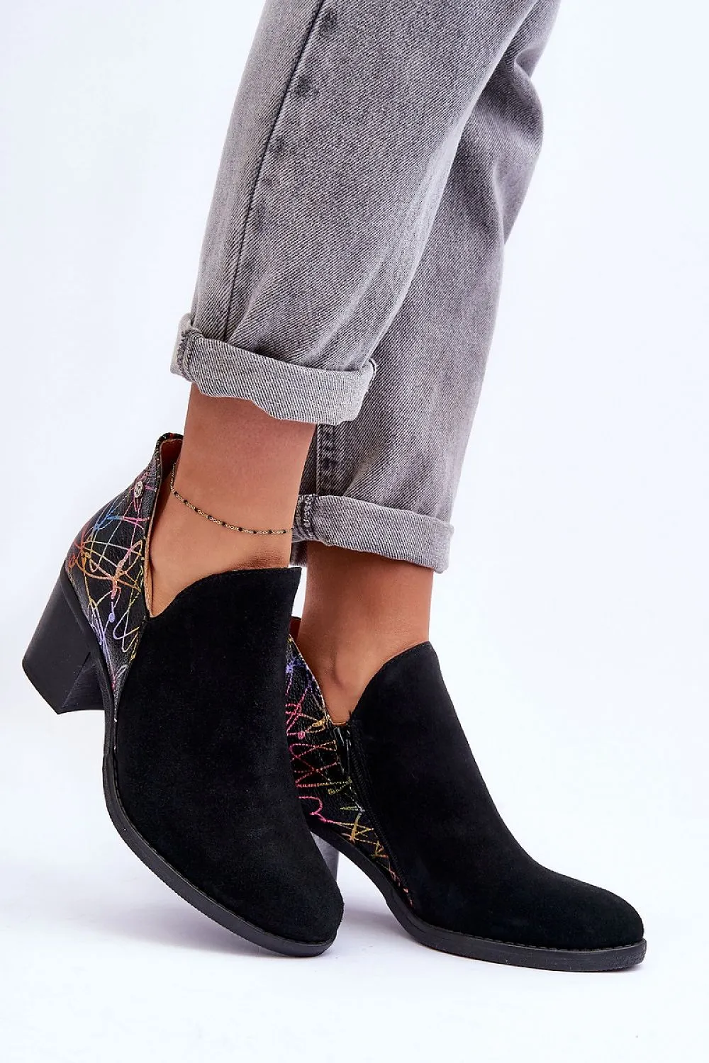 Heel boots