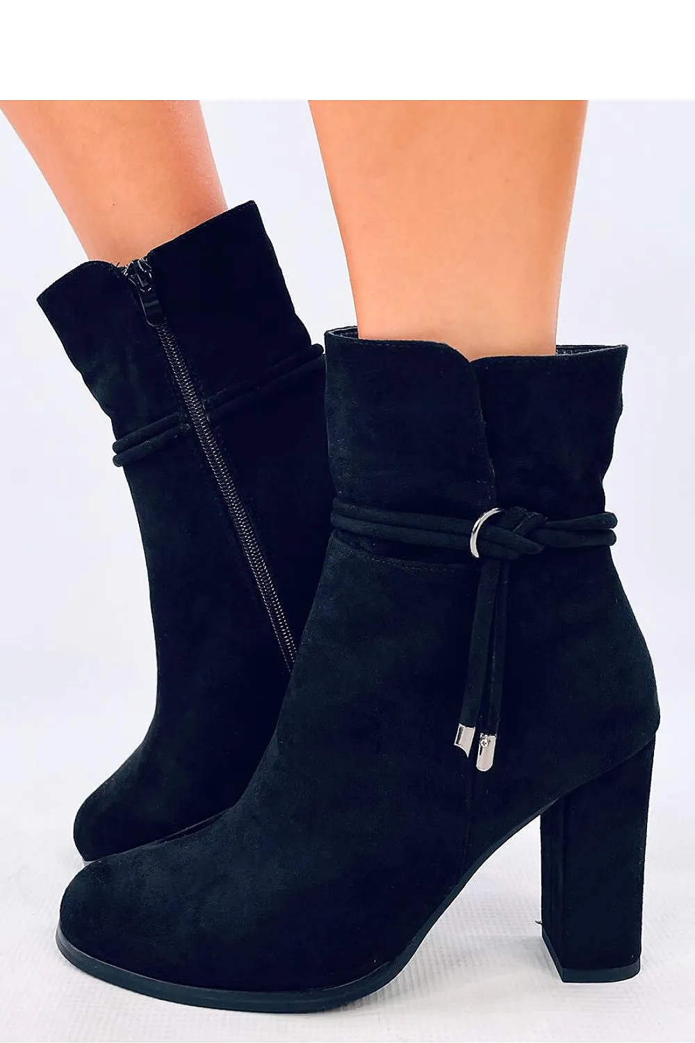 Heel boots