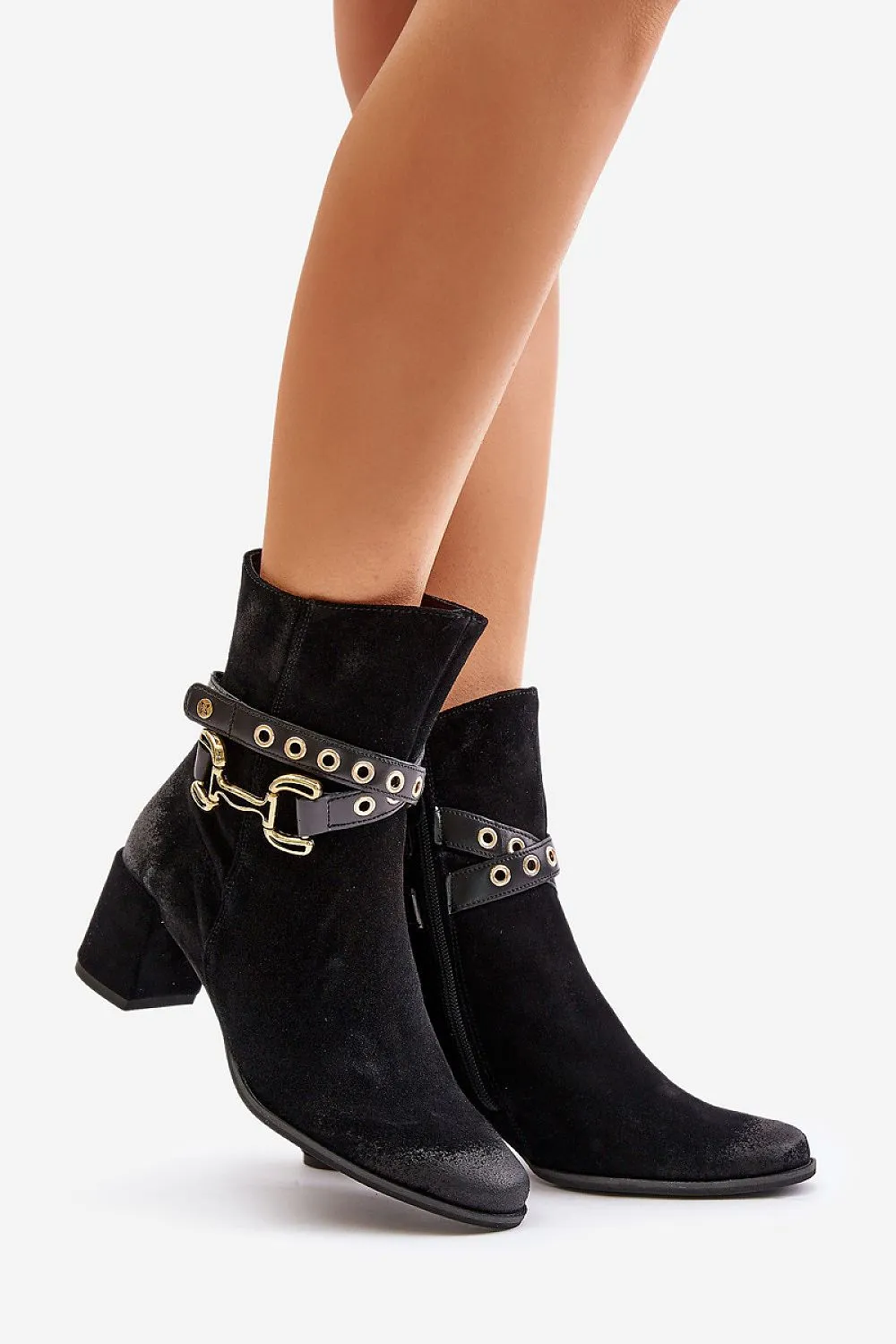 Heel boots