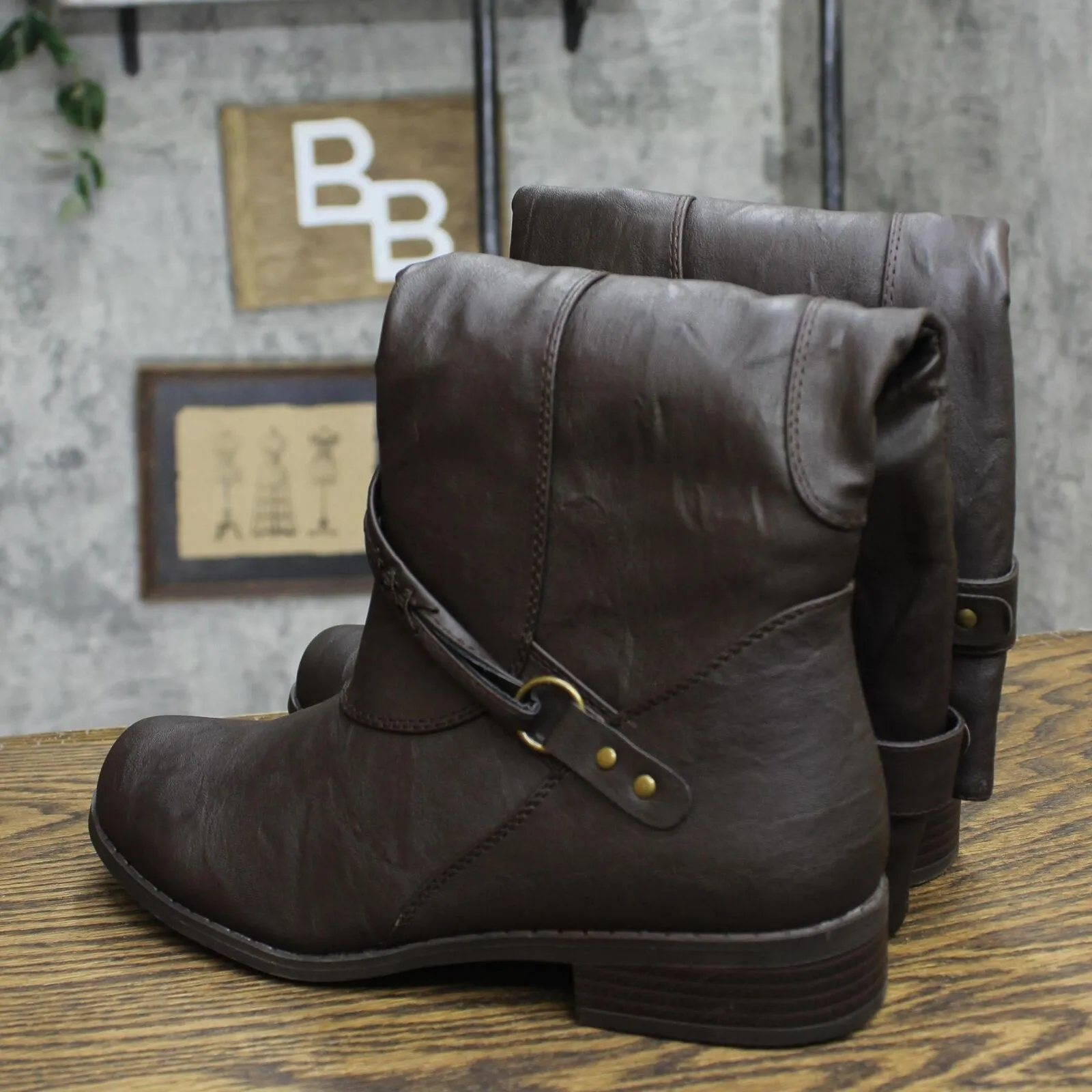 Journee Collection Womens Faux Leather Block Heel Boots 16765e5840a7d2 Brown 8M