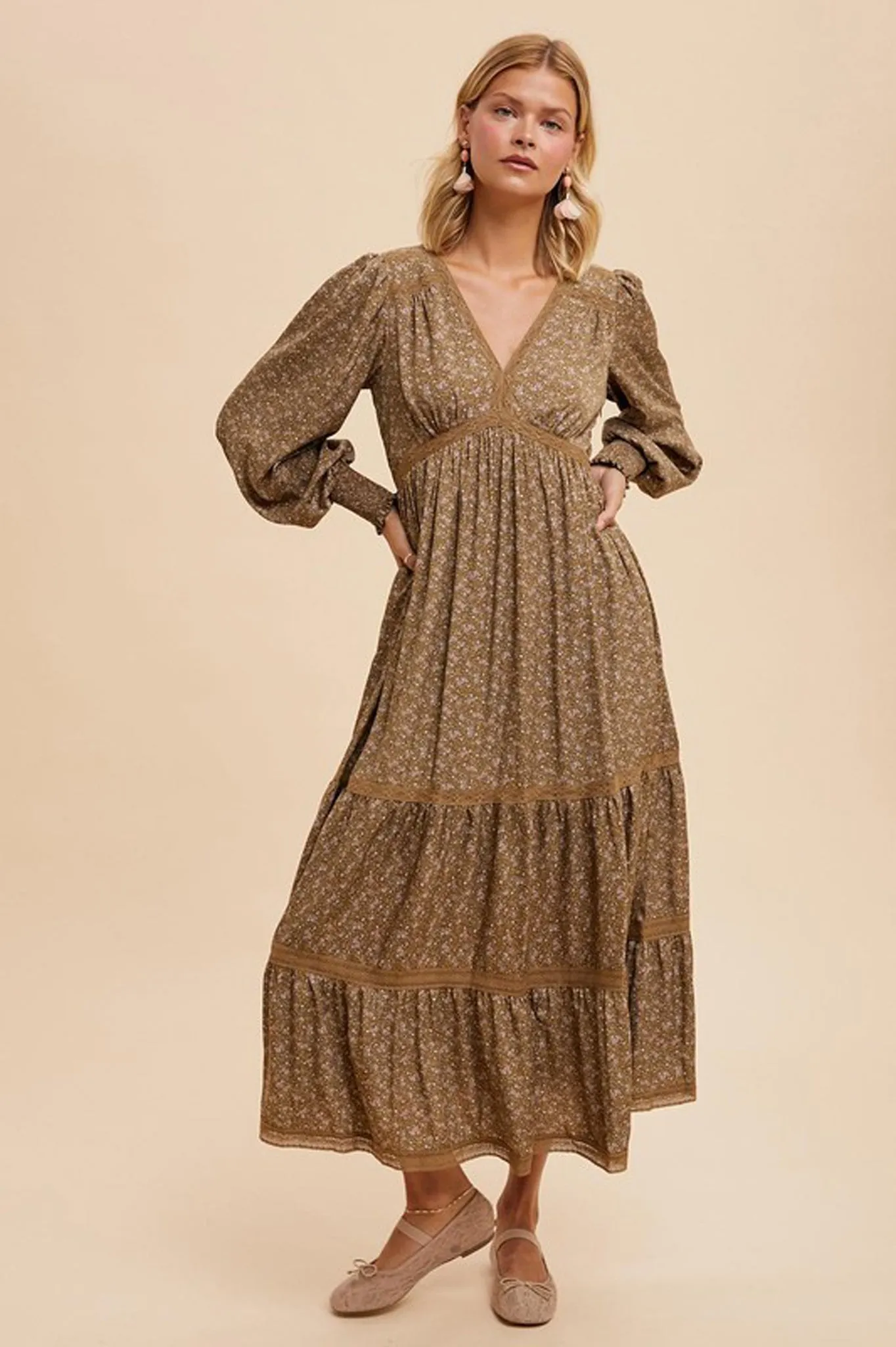 Lace Trim Floral Midi Dress