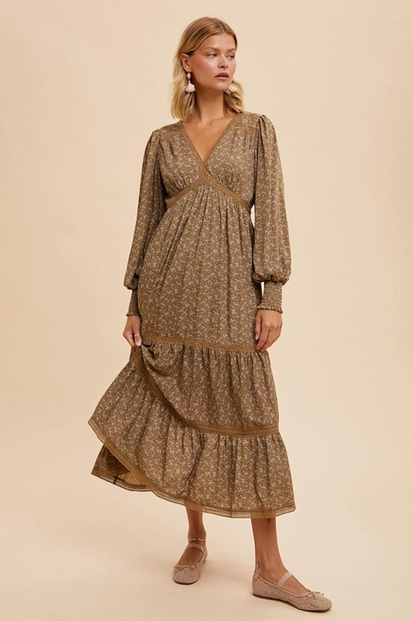 Lace Trim Floral Midi Dress