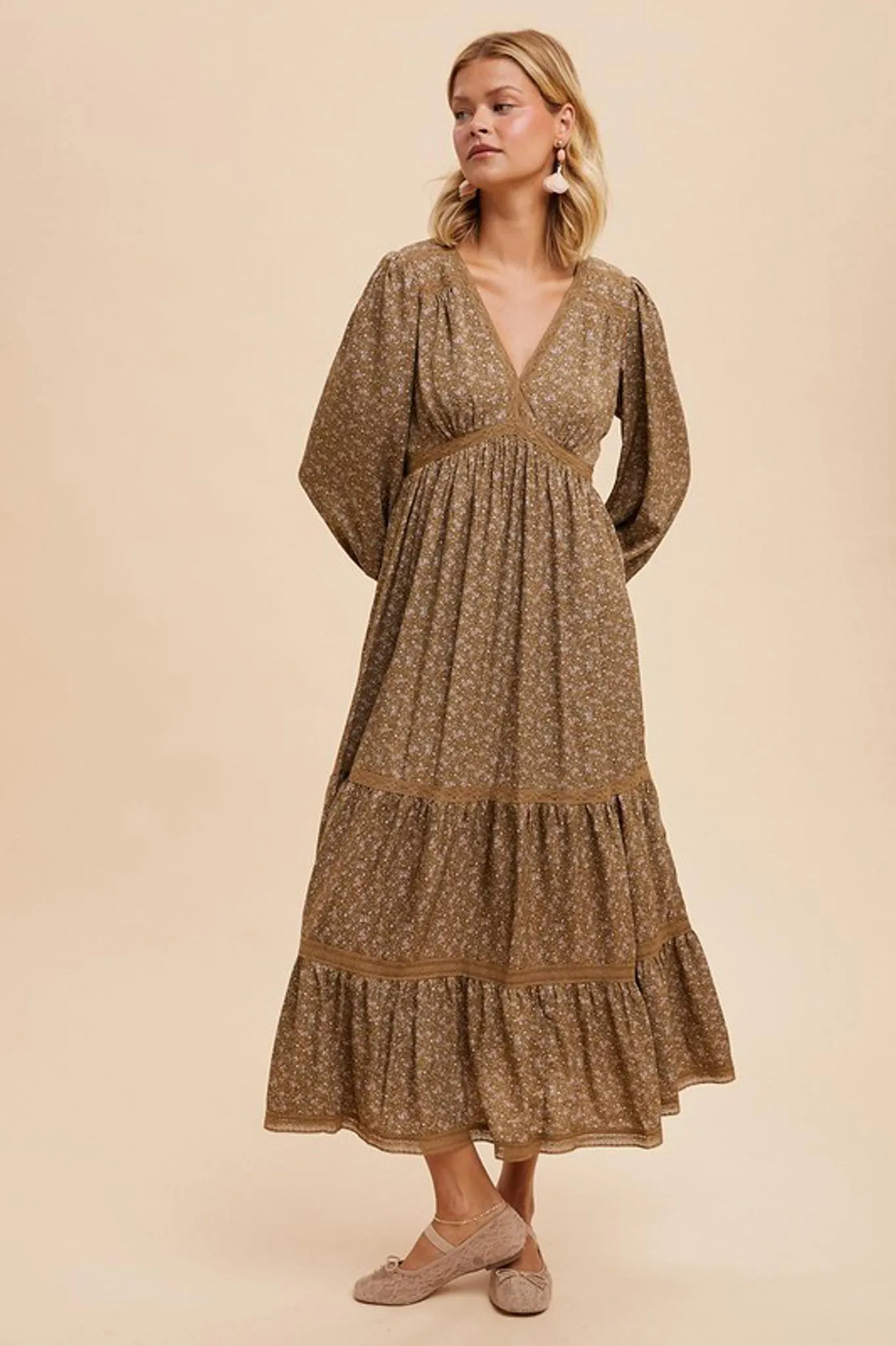 Lace Trim Floral Midi Dress