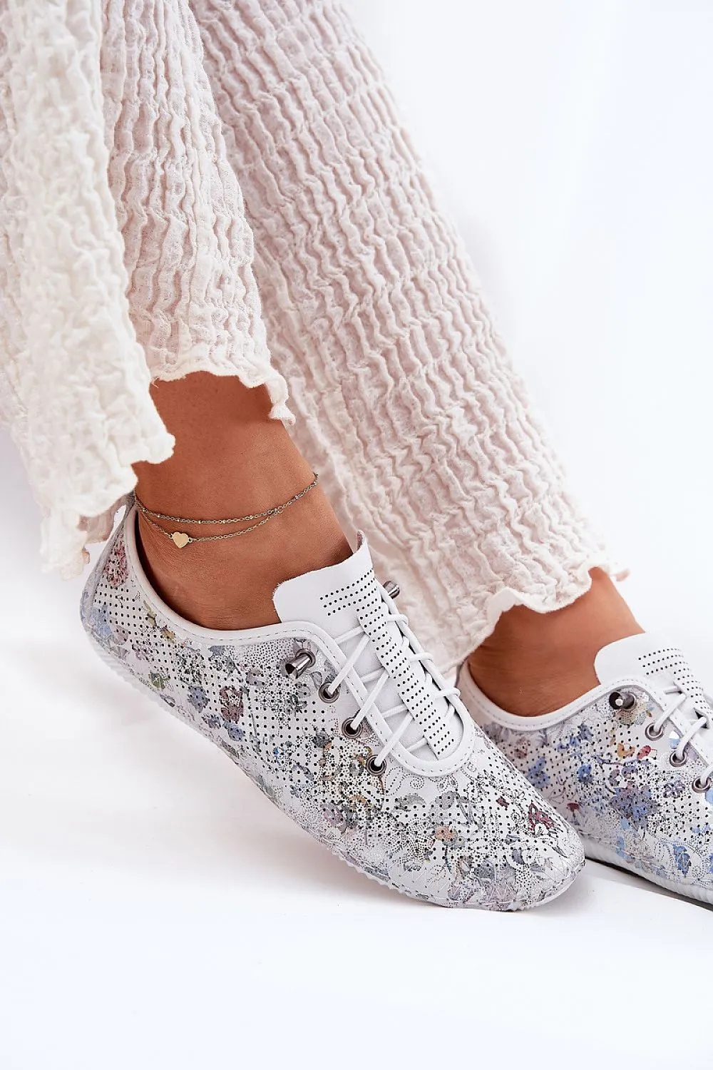 Low Shoes