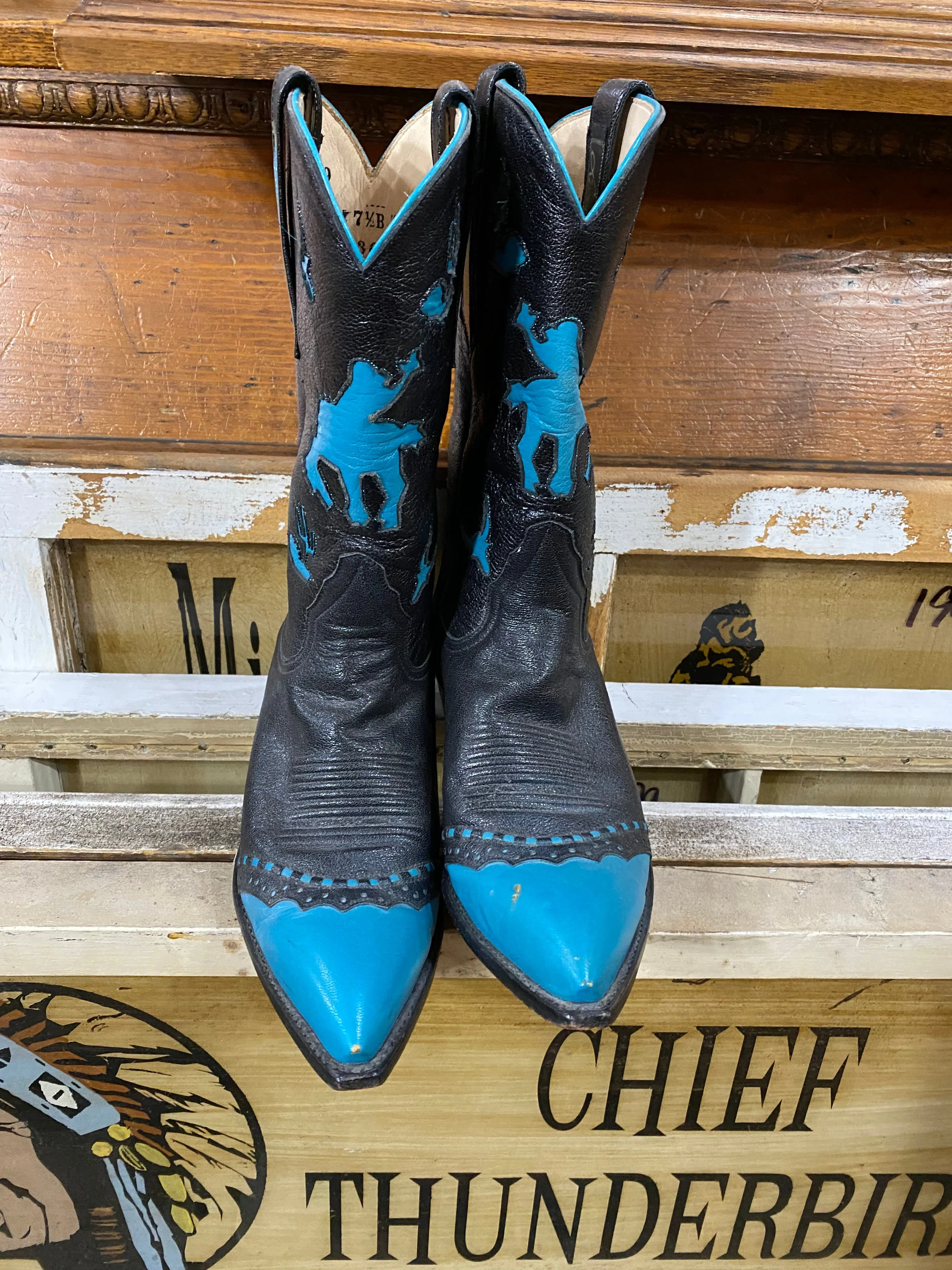 Mahan Turquoise and Black Boots 7.5