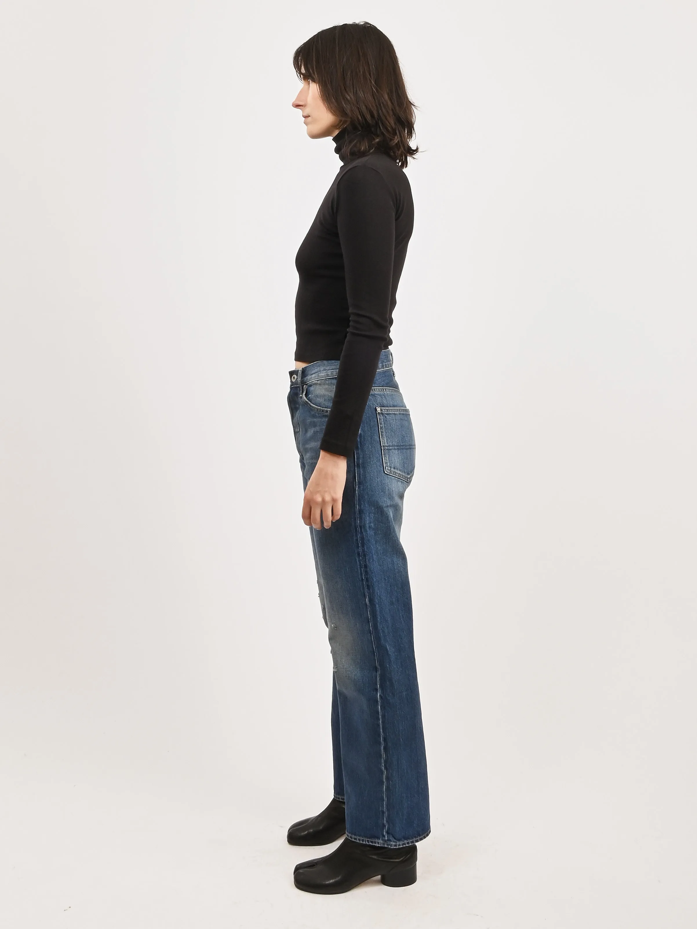 Medium Distress Selvedge Denim Narrow Straight Cut