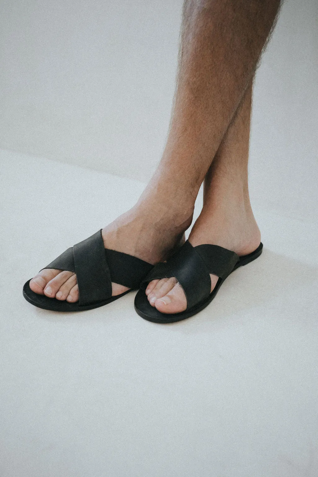 Men's leather sandals - COBÁ cross straps