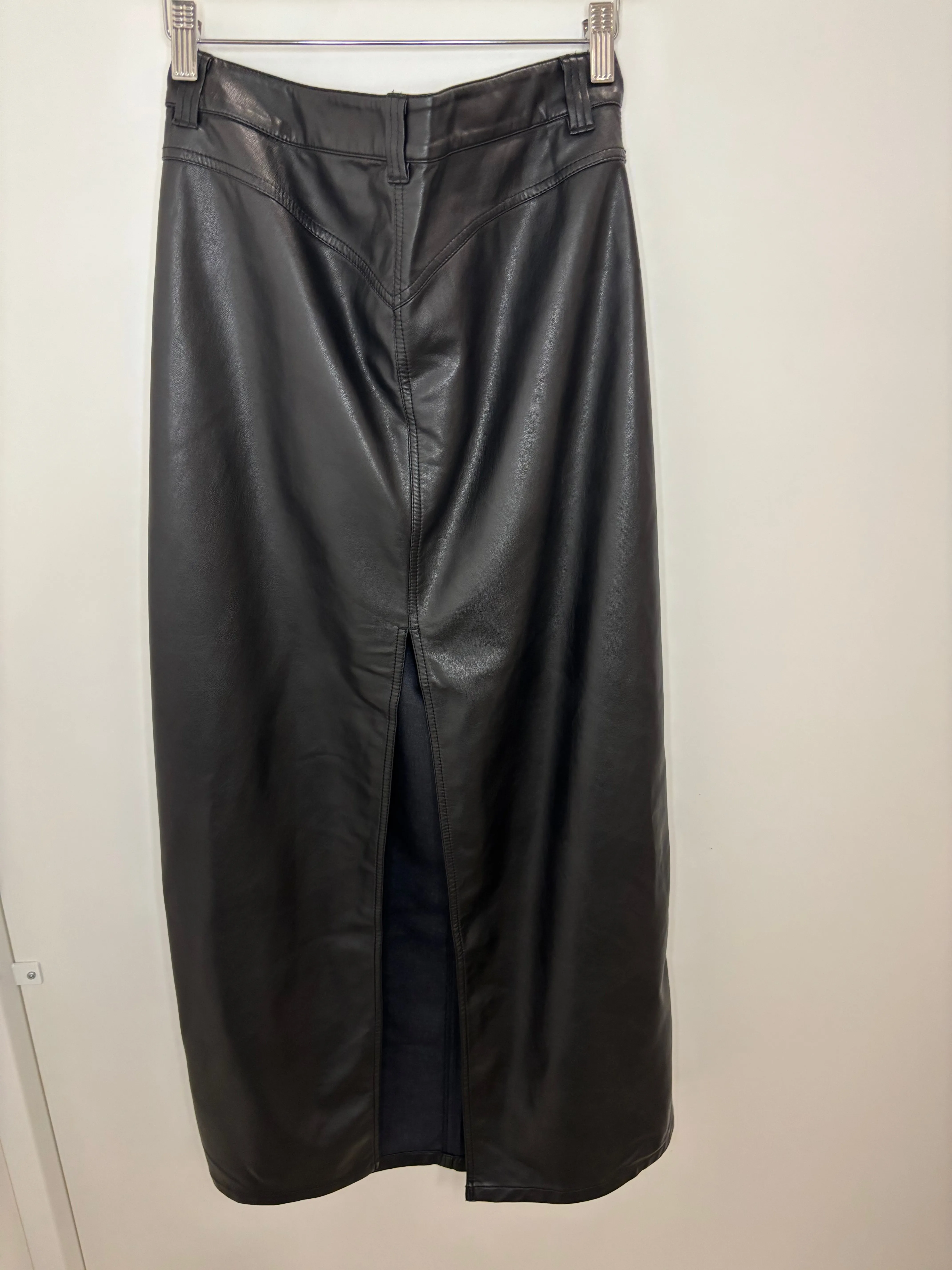 MISFIT ITEM - The City Slicker Vegan Leather Skirt by Free People // Size 8