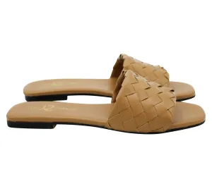 Nathalie Sandal