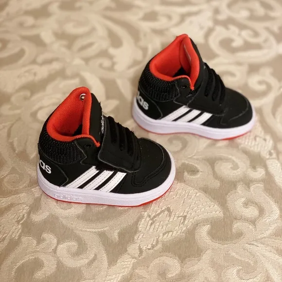 New Adidas Hoops Mid 2.01 Sneaker sz3