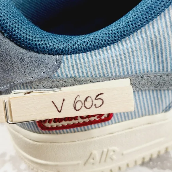 Nike Air Force 1 Low Detroit Motor City Blue Stripe Lace Up Sneakers V605