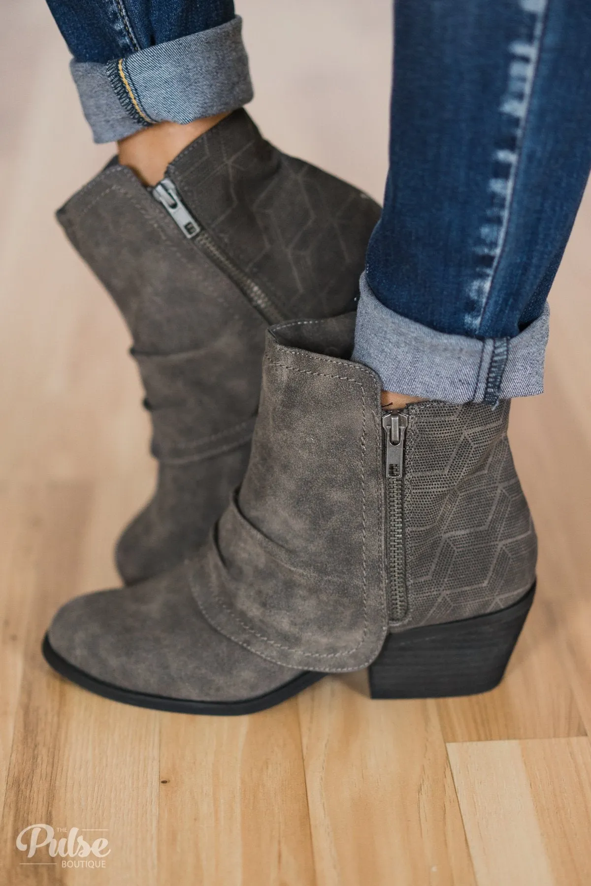 Not Rated Alda Booties- Grey