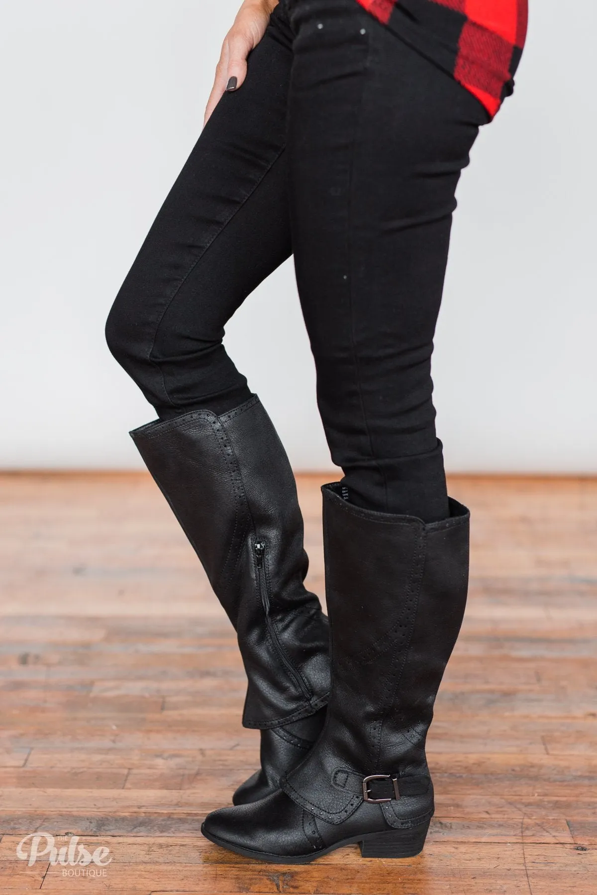Not Rated Yuriko Boots- Black