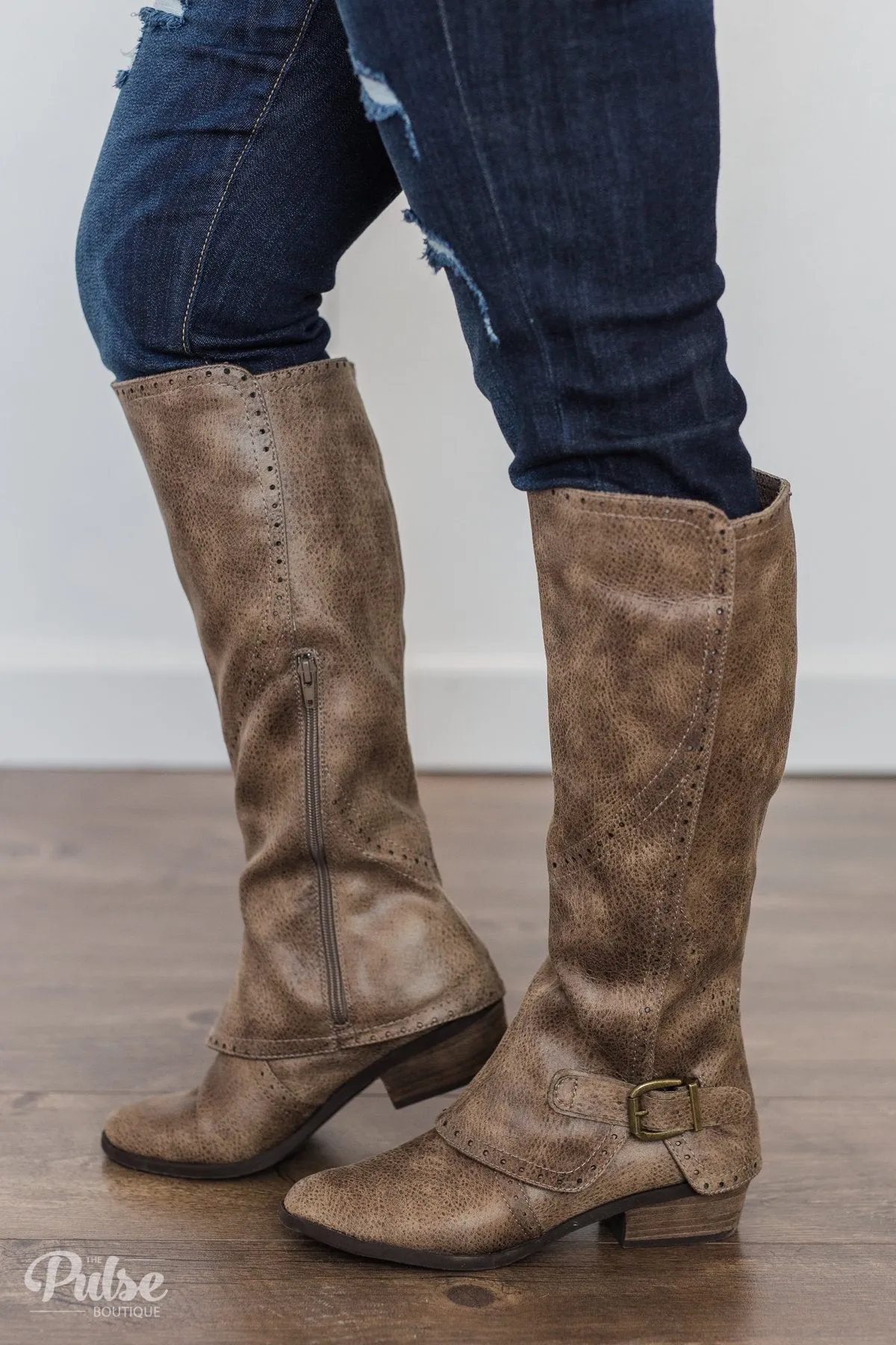 Not Rated Yuriko Boots- Taupe