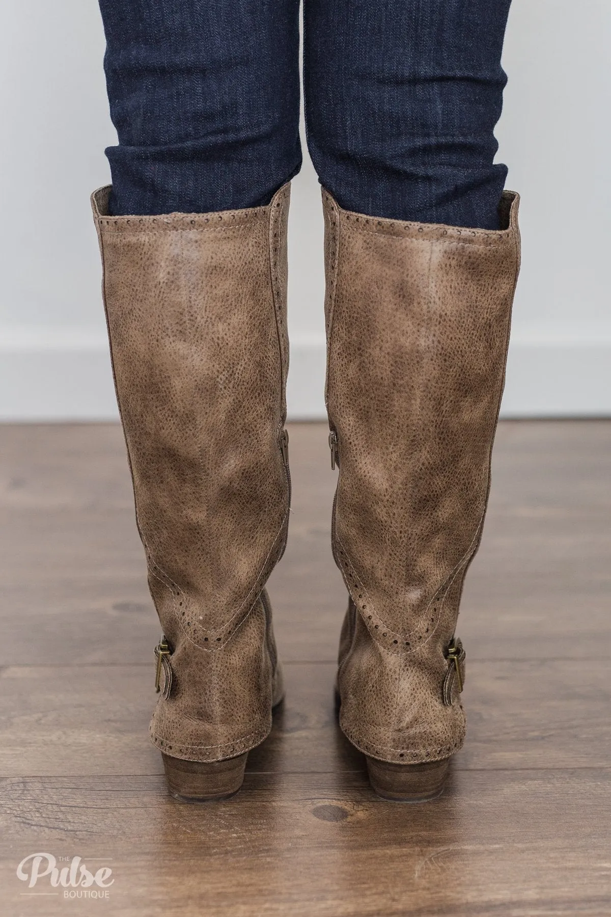 Not Rated Yuriko Boots- Taupe