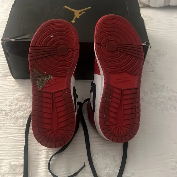 Size 3 Air Jordan 1 Mid