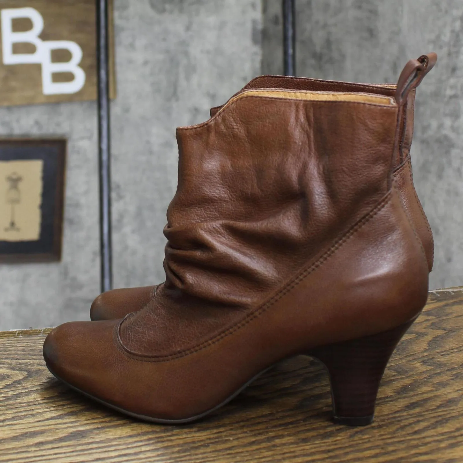 Steve Madden Womens Vintage Betsey Leather Booties Boots Brown 7.5M