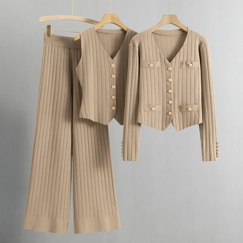 Tricot Knit Set – Buttoned Vest & Cardigan – Elegant Lounge Style