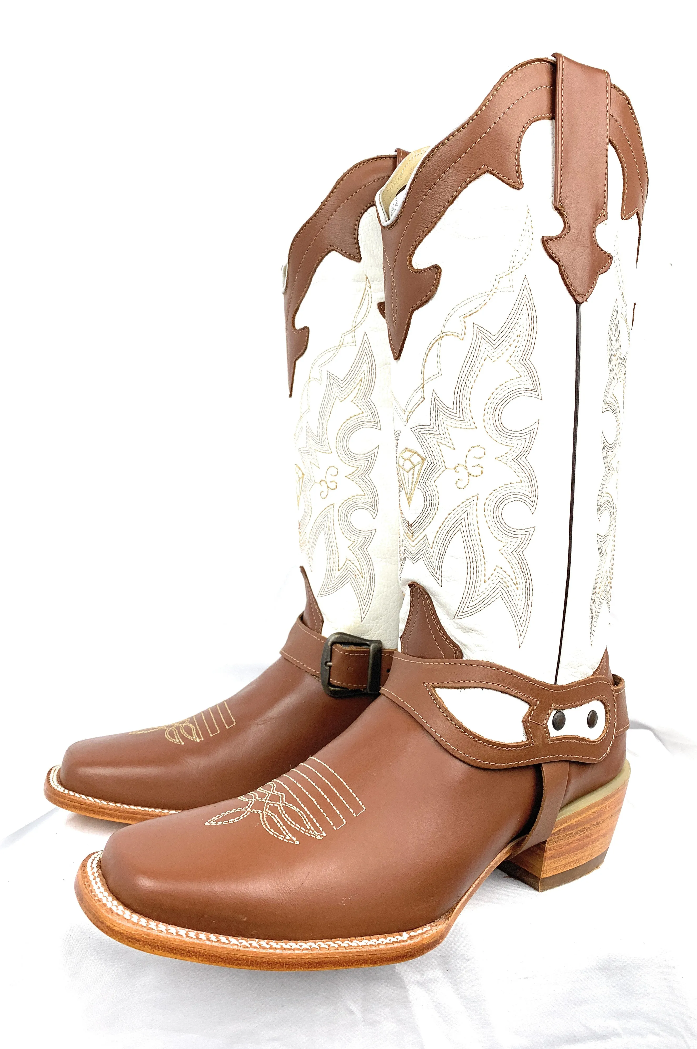 White Diamonds Women's Tan/ White Rodeo square Toe Boots